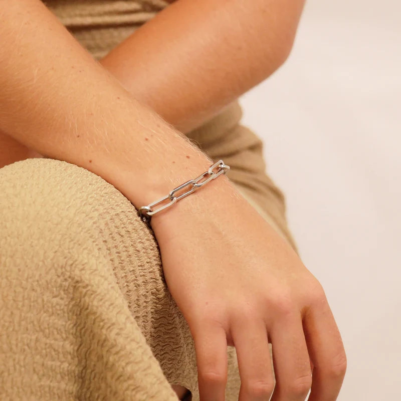 Gold PVD Stainless Paperclip Bracelet