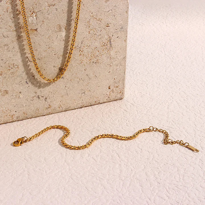 Gold Plated Geometric Stripe Necklace